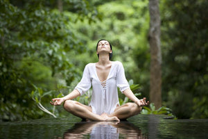 9 Ways Meditation Increases Your Happiness